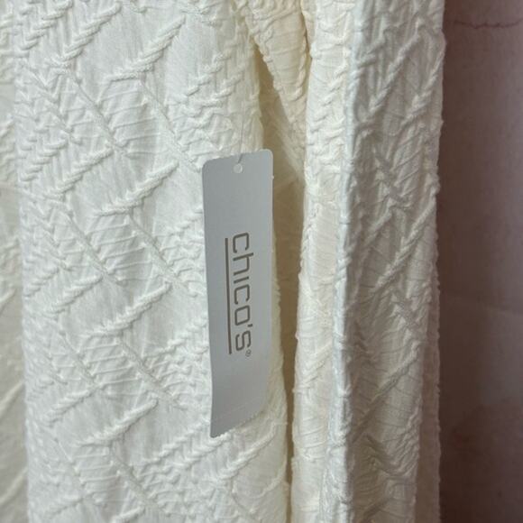 NWT CHICO'S textured bishop sleeve top size XL 3 cream minimalist neutrals shirt - Picture 4 of 5